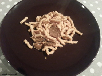 Passatelli asciutti noci e tartufo copyright