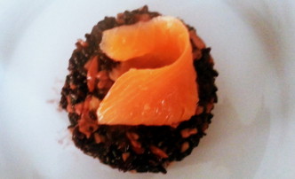 Riso venere al salmone