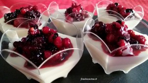 panna cotta frutti di bosco