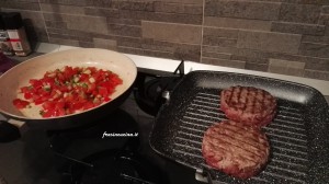 Hamburger con le verdure