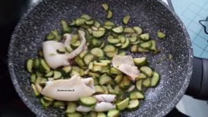 cottura zucchine e calamari