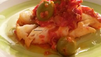 baccalà con pomodorini e olive