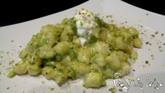 gnocchetti con asparagi e burrata
