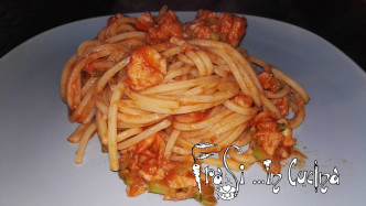 Spaghetti alla chitarra con sugo di merluzzo