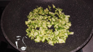 Spaghetti alla chitarra con sugo di merluzzo_zucchine