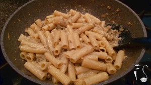 tortiglioni_crema_carciofi_pecorino2