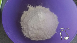 Torta alle pesche_farina e lievito